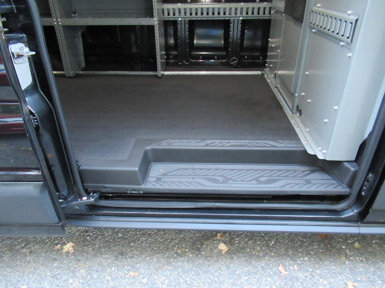 Used 2015 Ford Transit 250 148 High Roof RWD image 22