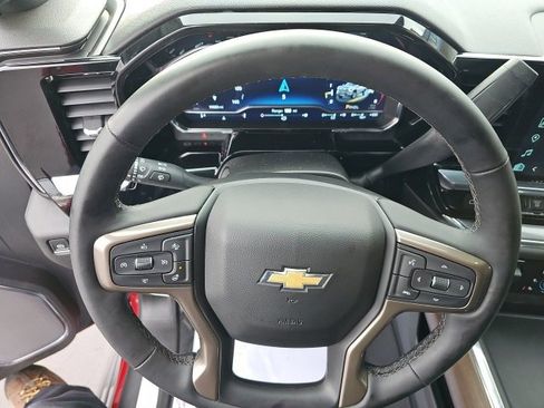 Used 2024 Chevrolet Silverado 3500 High Country image 39