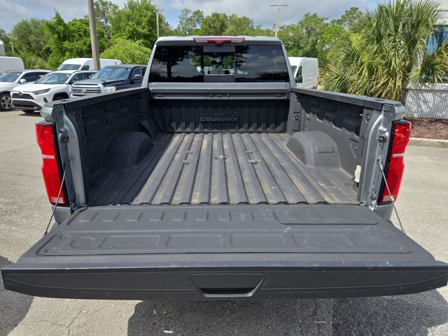 Used 2024 Chevrolet Silverado 2500 High Country w/ High Country Premium Package AWD/4WD image 6