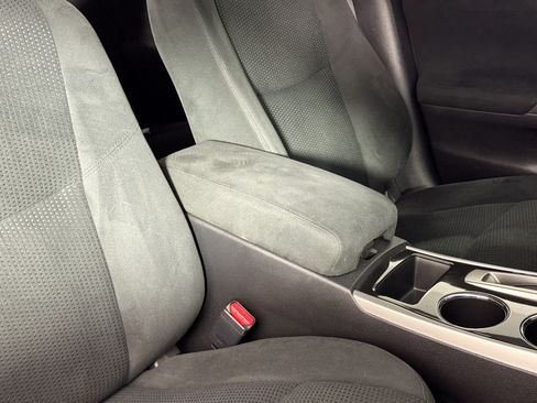 Used 2014 Nissan Altima 2.5 SV FWD image 32