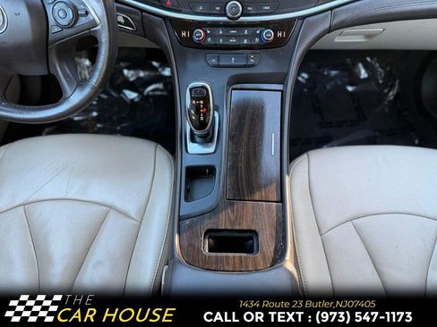 Used 2017 Buick LaCrosse Premium image 27