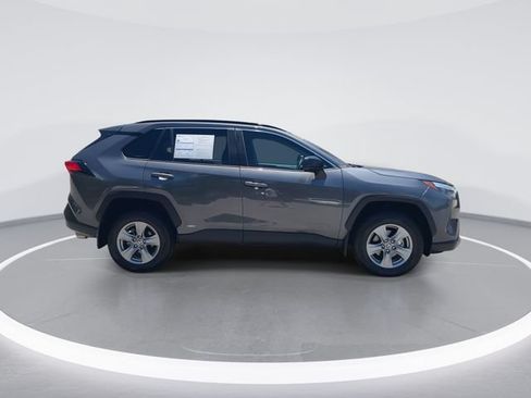 Used 2024 Toyota RAV4 LE AWD/4WD image 9