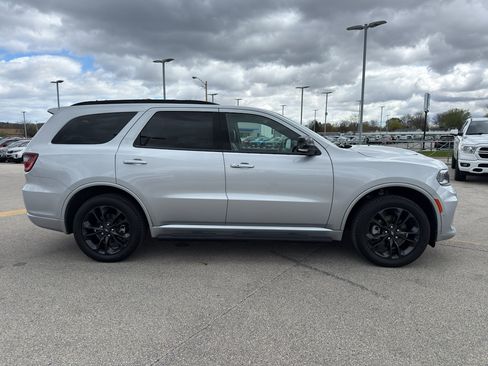 Used 2024 Dodge Durango GT AWD/4WD image 4