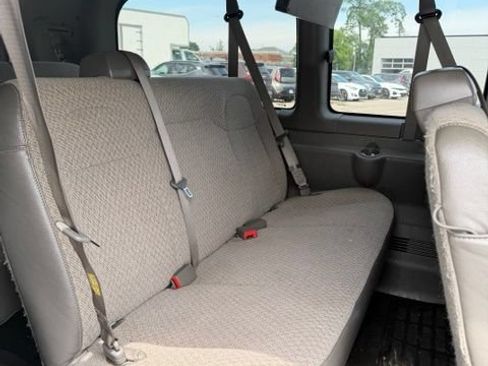 Used 2016 Chevrolet Express 3500 LT w/ LT Preferred Equipment Group RWD image 9