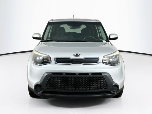 Used 2016 Kia Soul FWD image 2