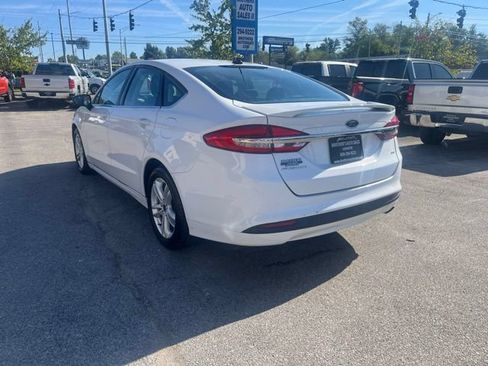 Used 2018 Ford Fusion SE FWD image 6