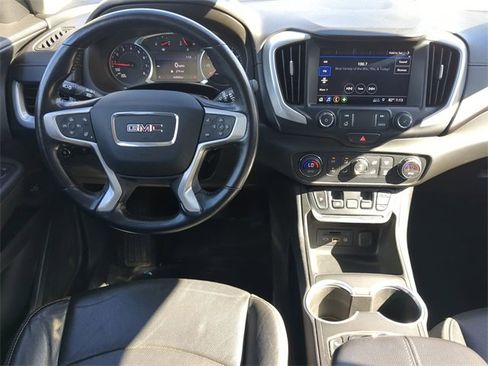 Used 2021 GMC Terrain SLT w/ Elevation Edition image 14