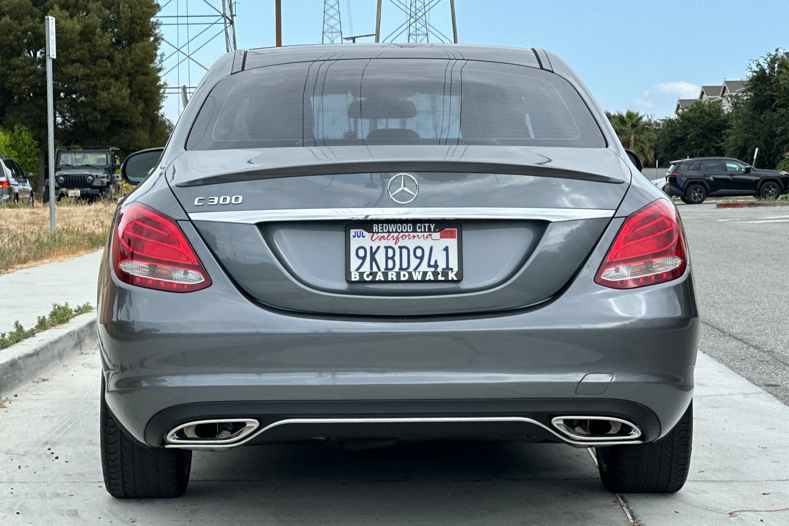 Used 2017 Mercedes-Benz C 300 Sedan image 5