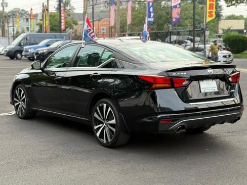Used 2022 Nissan Altima 2.5 SR image 10
