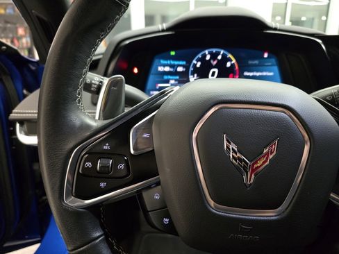 Used 2023 Chevrolet Corvette Stingray Convertible w/ Z51 Performance Package image 27