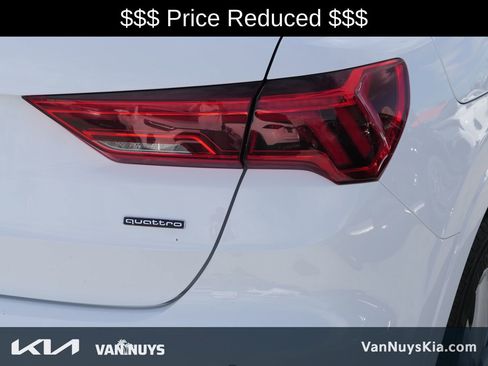 Used 2024 Audi Q3 2.0T Premium image 3