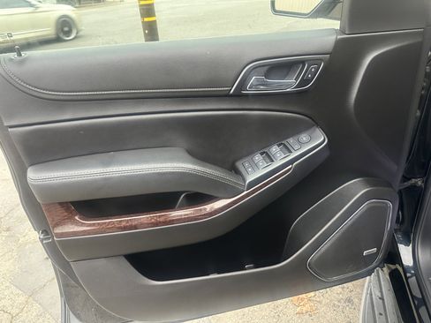 Used 2020 GMC Yukon SLE w/ Convenience Package image 17