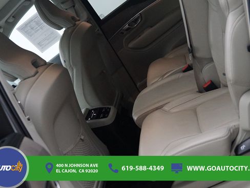 Used 2022 Volvo XC90 T8 Inscription w/ Advanced Package AWD/4WD image 14