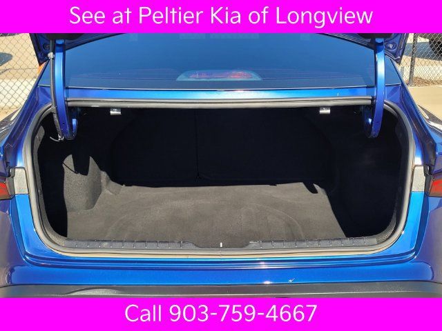 Certified 2025 Kia K4 FWD image 9