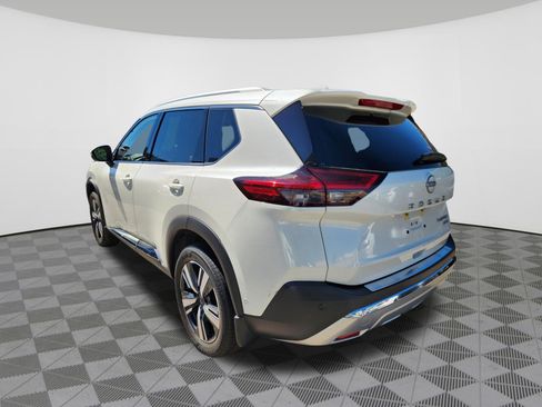 Certified 2023 Nissan Rogue Platinum w/ Platinum Premium Package AWD/4WD image 3