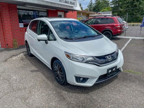 Used 2015 Honda Fit EX image 4