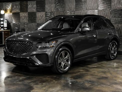 Used 2022 Genesis GV70 3.5T Sport w/ Sport Advanced Package image 7