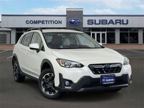 Used 2023 Subaru Crosstrek 2.0i Premium image 1