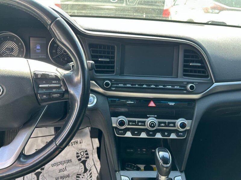Used 2019 Hyundai Elantra Value Edition w/ Cargo Package FWD image 31