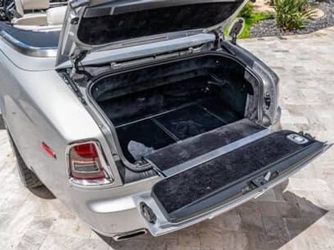 Used 2014 Rolls-Royce Phantom Drophead Coupe image 15
