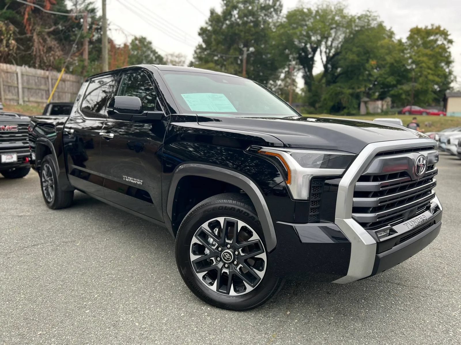 Used 2023 Toyota Tundra Limited AWD/4WD image 19