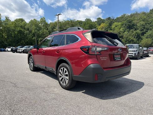 Used 2022 Subaru Outback Premium AWD/4WD image 5
