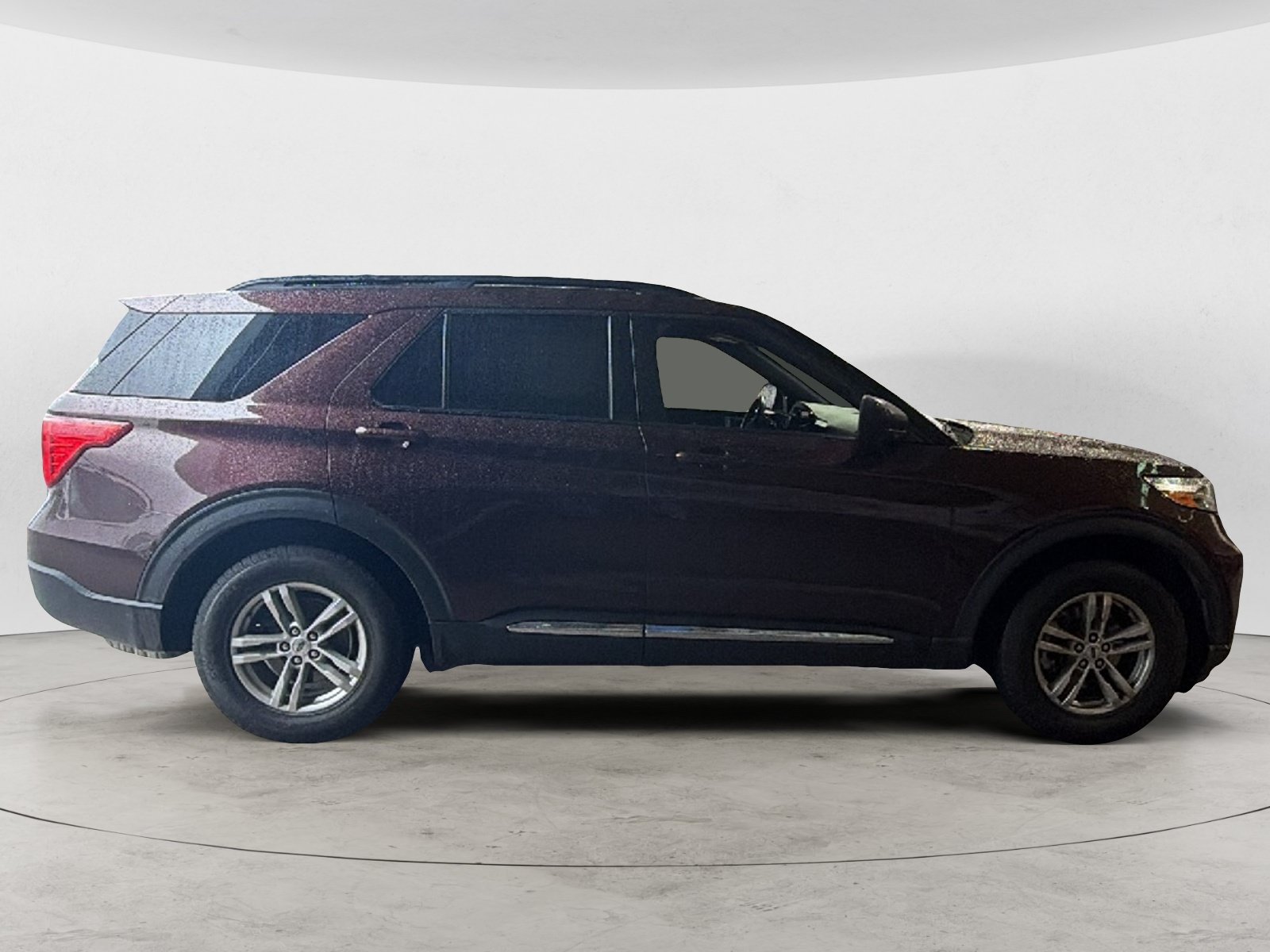 Used 2020 Ford Explorer XLT w/ Comfort Package AWD/4WD image 7