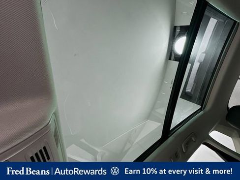 Used 2023 Volkswagen Taos SE w/ Panoramic Sunroof Package AWD/4WD image 27