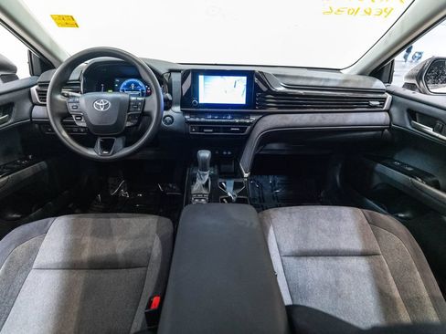 Used 2025 Toyota Camry LE FWD image 13