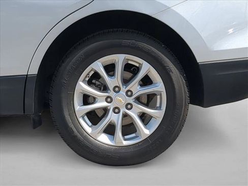 Used 2019 Chevrolet Equinox LT FWD image 22
