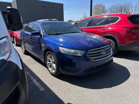 Used 2013 Ford Taurus SEL AWD/4WD image 4