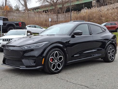 Certified 2022 Ford Mustang Mach-E GT image 5
