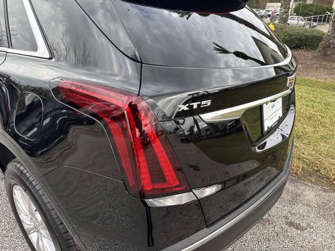 New 2026 Cadillac XT5 Luxury w/ LPO, Floor Liner Package image 11