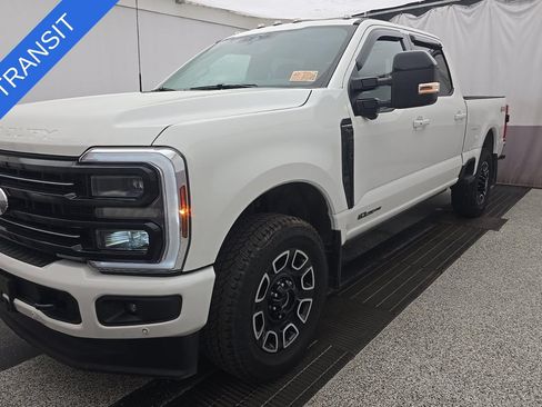 Used 2026 Ford F250 Platinum AWD/4WD image 1