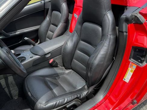 Used 2007 Chevrolet Corvette Convertible w/ Preferred Equipment Group RWD image 14