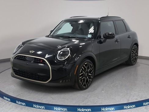 Used 2025 MINI Cooper S image 1