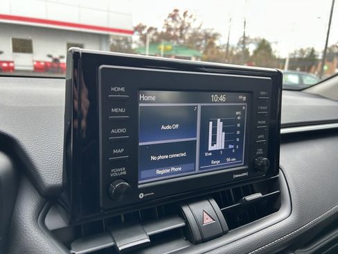 Used 2025 Toyota RAV4 XLE image 22