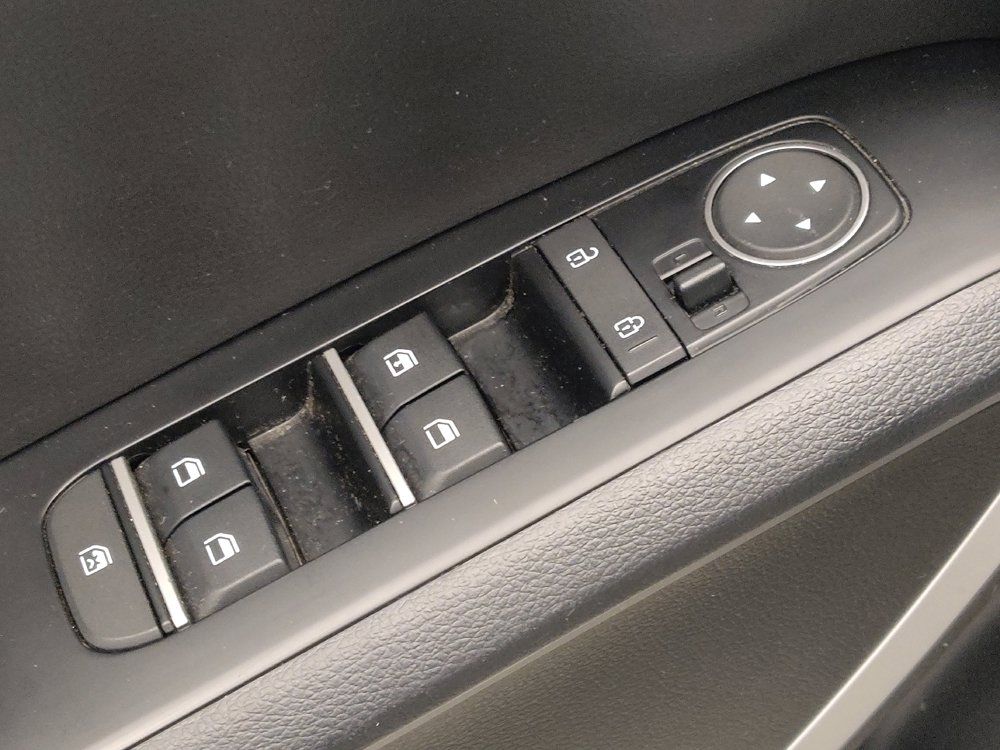 Used 2021 Kia Soul LX FWD image 27
