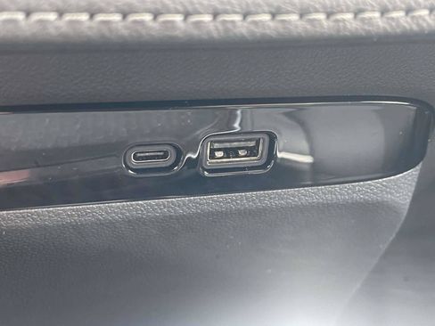 Used 2026 Buick Enclave Preferred AWD/4WD image 18
