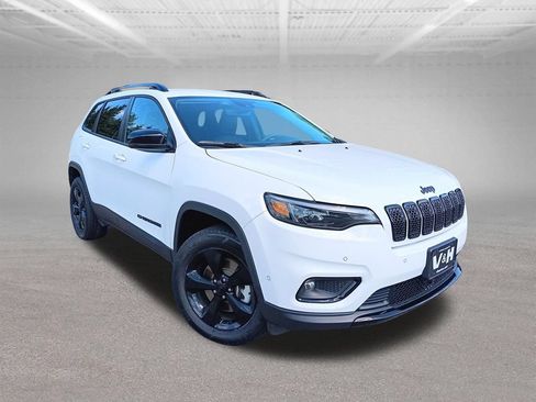 Used 2023 Jeep Cherokee Altitude Lux AWD/4WD image 27
