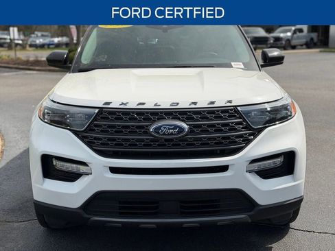Certified 2023 Ford Explorer XLT w/ Equipment Group 202A image 3