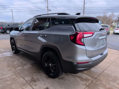 Certified 2023 GMC Terrain SLE w/ Driver Convenience Package AWD/4WD image 5