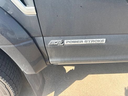 Used 2022 Ford F450 Platinum w/ FX4 Off-Road Package AWD/4WD image 3