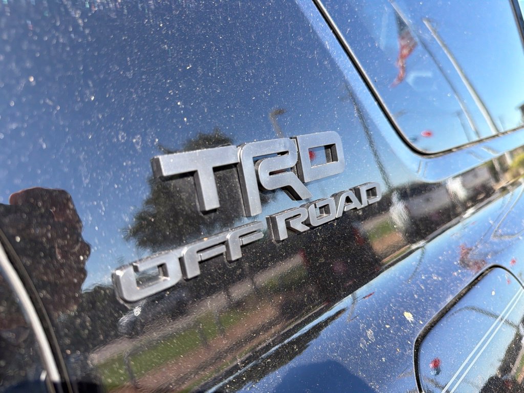 Certified 2025 Toyota 4Runner TRD Off-Road Premium AWD/4WD image 18