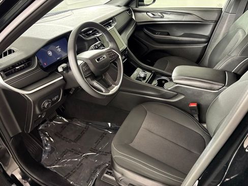 Used 2025 Jeep Grand Cherokee Laredo w/ MOPAR Finishing Package RWD image 25