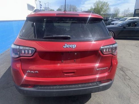 Used 2018 Jeep Compass Sport w/ Cold Weather Group AWD/4WD image 5