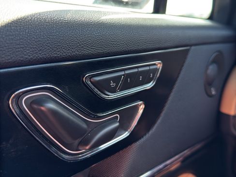 Used 2020 Lincoln Corsair Reserve w/ Equipment Group 201A image 30