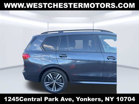 Used 2020 BMW X7 xDrive40i w/ M Sport Package AWD/4WD image 12