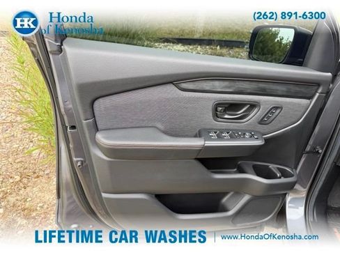 Used 2026 Honda Passport TrailSport image 7