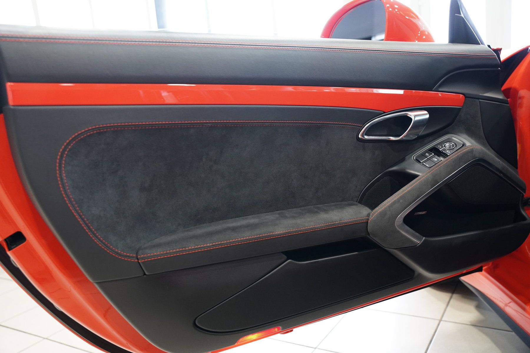 Used 2018 Porsche 911 GT3 RWD image 37